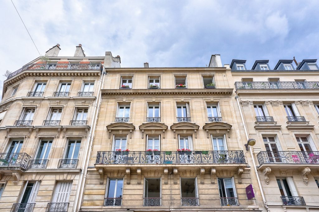 immeuble ancien de type haussmanien a paris - vendre son appartement à paris 16