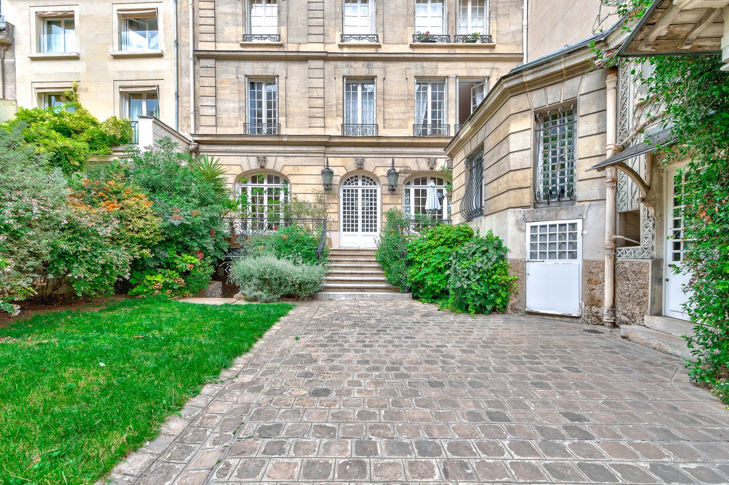 hotel particulier vendu - Appartements à vendre Paris